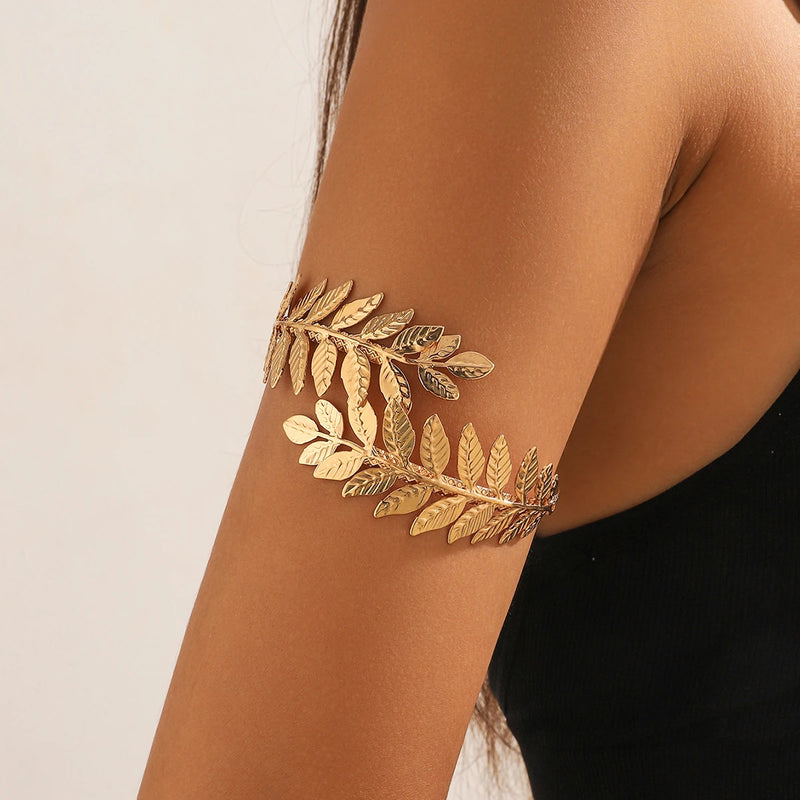 Pulseira de Braço Dourada Geométrica – Estilo Europeu para Festas e Eventos